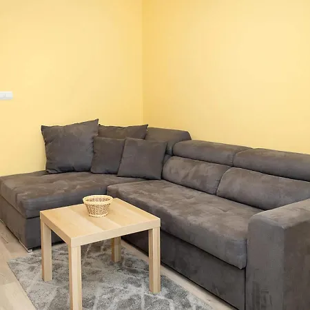 דירה Bright & Spacious 2-bedroom In By Flat Manаger וארנה