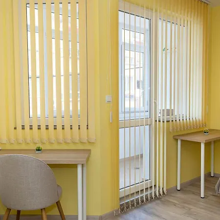 Bright & Spacious 2-bedroom In By Flat Manаger דירה *
