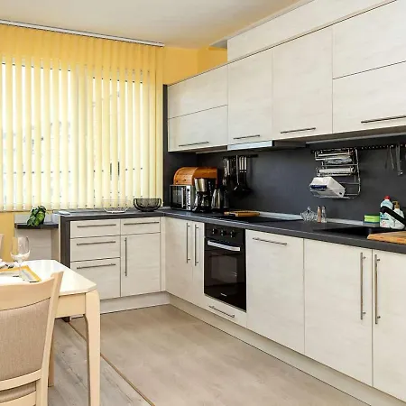 Bright & Spacious 2-bedroom In By Flat Manаger *